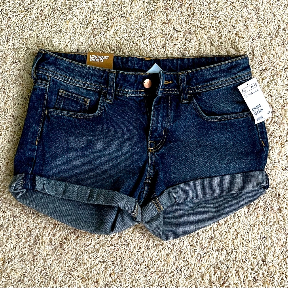 NWT H&M Cuffed Jean Shorts